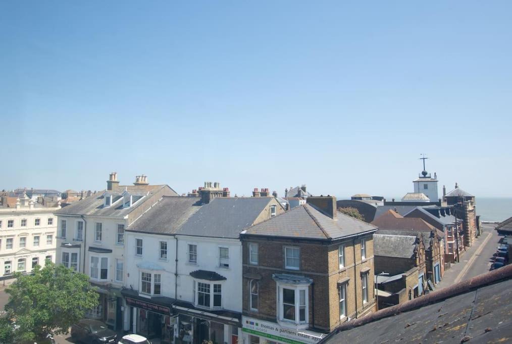 Stunning Large Victorian Maisonette With Sea View Deal Eksteriør billede