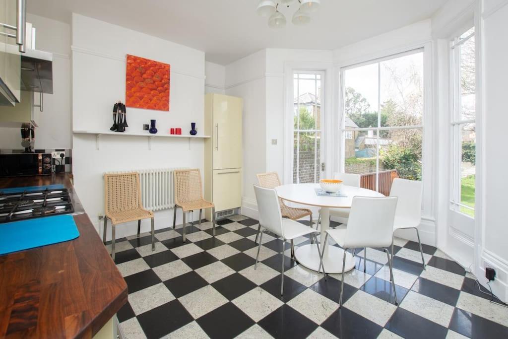 Stunning Large Victorian Maisonette With Sea View Deal Eksteriør billede